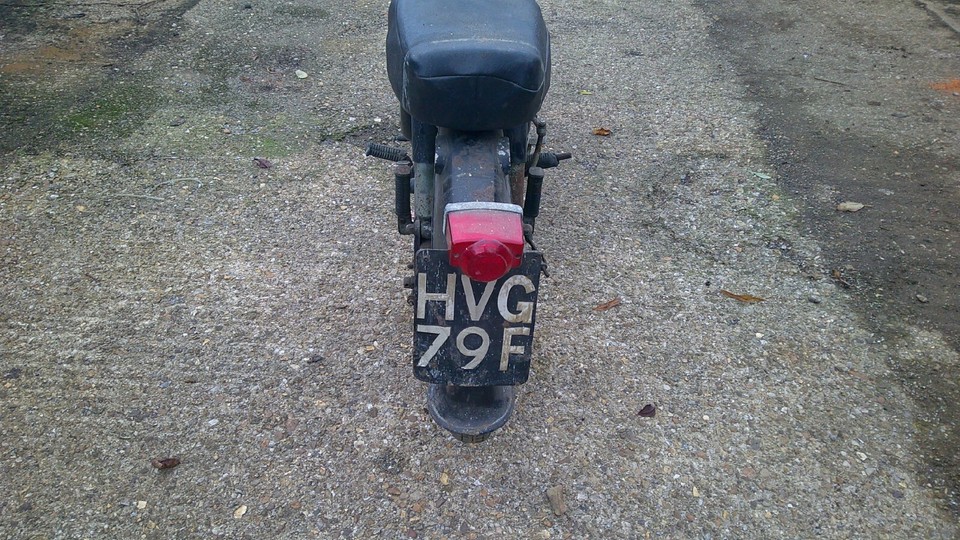 1966 66 Honda 90 c200 project spares or repairs uk registered barn find