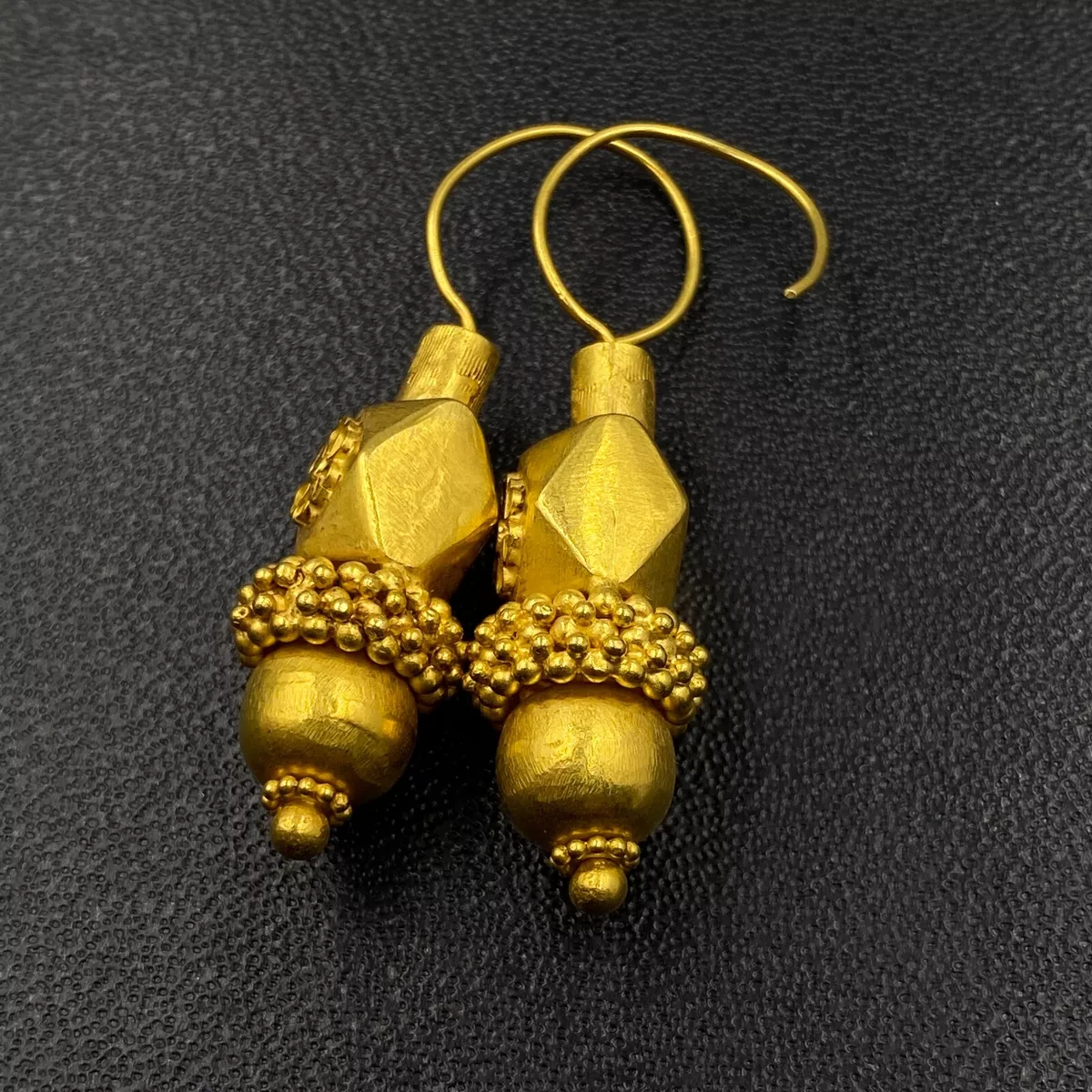 Vintage real gold sale jewelry