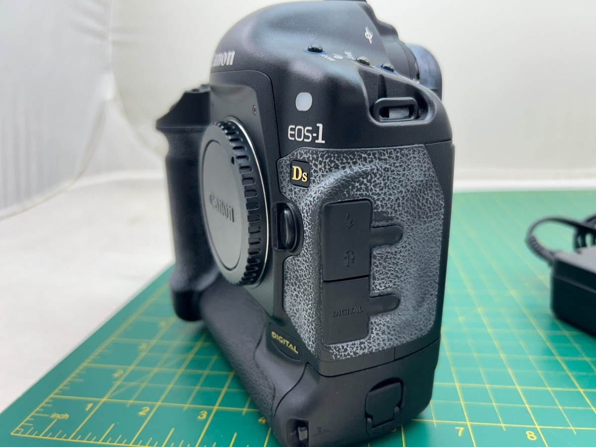 Canon EOS 1Ds Mark III 21.1MP Digital SLR Camera - Black