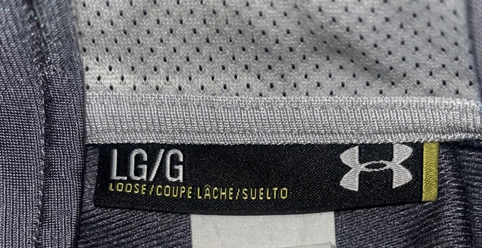 Under Armour Mens  Full Zip  large Running Basketball Jacket loose - Image 4 of 4