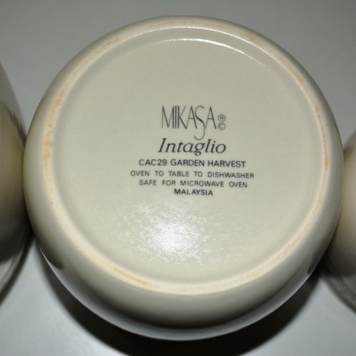 Mikasa "GARDEN HARVEST" Kitchen Canisters - Select size or buy all 4 @ 20% off - Picture 10 of 27