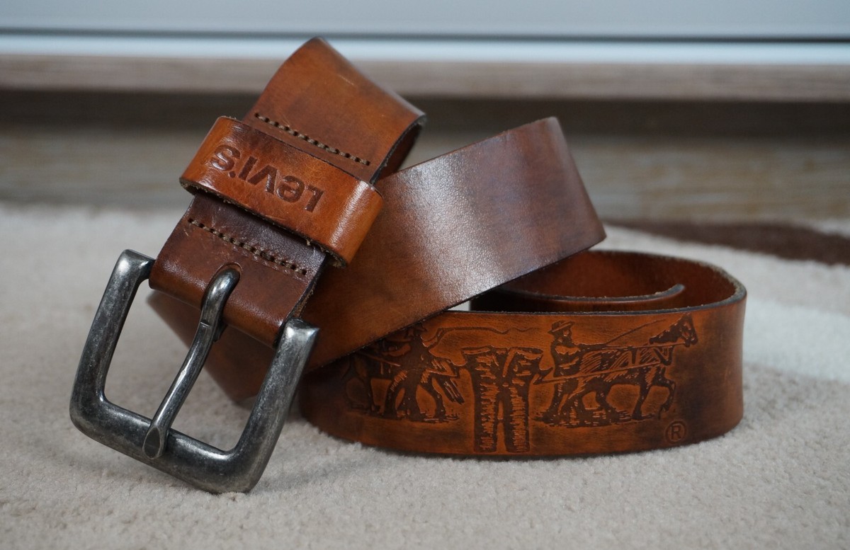 Rare Vintage LEVI’S Eyelet Design Belt s-l400.jpg