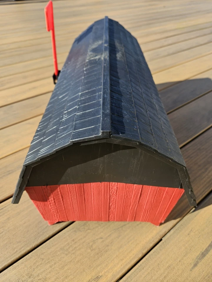 Vintage Rustic Red Barn Mailbox Black Roof Plastic 19.5 x 11 3/4 x 11.5 USA C2 - Image 4 of 4