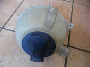 VW Polo 9N Ausgleichsbehälter Kühlmittel 6Q0121407