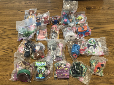 1999 McDonalds TOY STORY 2 COMPLETE SET of 20 Happy Meal Toys