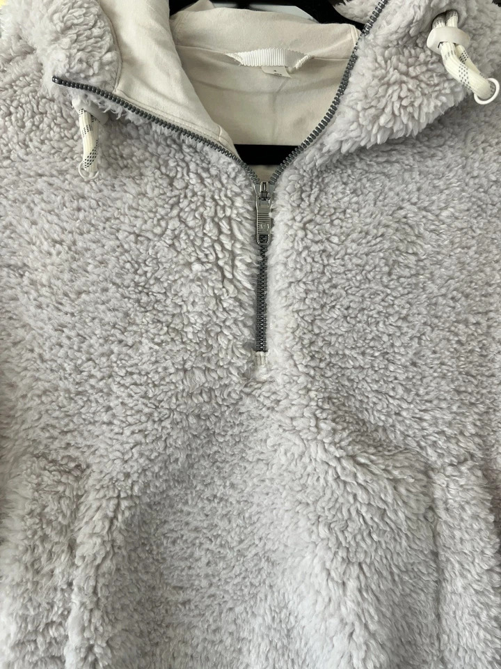 Lululemon Oh So Sherpa Half Zip Trench Hoodie Pullover 4 Kangaroo Pocket Jacket - Image 2 of 4