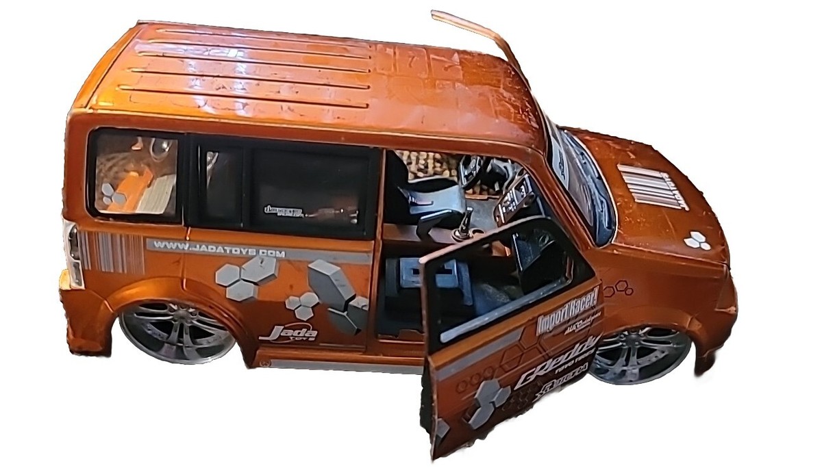 JadaToys DUBCITY SCION xB 1/24 美品 JadaToys DUBCITY SCION xB 1/24 美品 - メルカリ