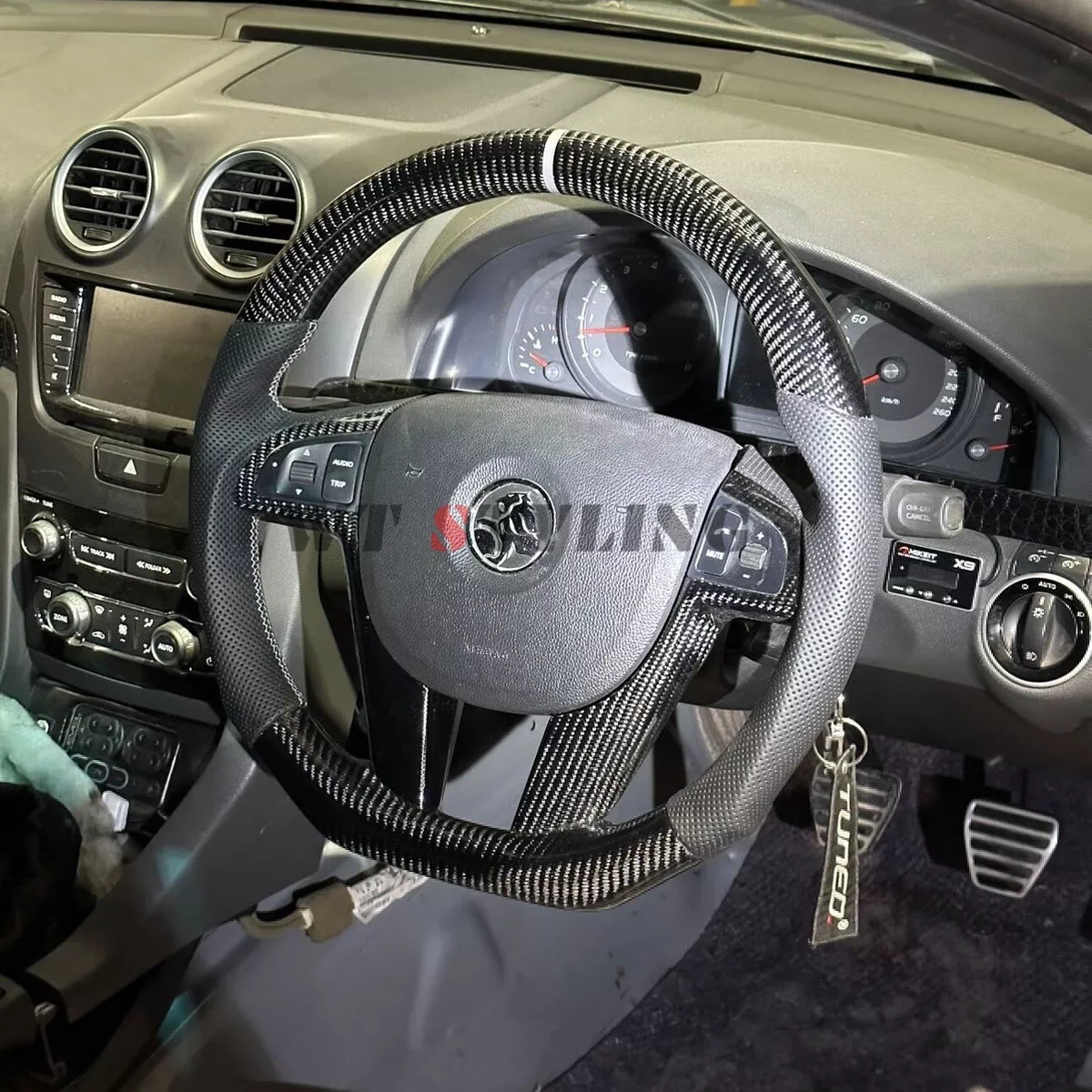 Carbon Fibre steering Wheel Suitable For Holden VE HSV Ss sv6