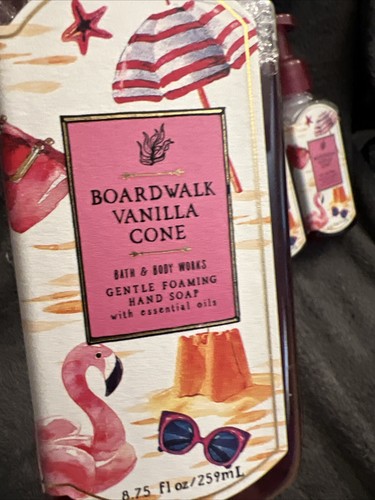 Lot Of 4 Bath & Body Works Foaming Hand Soap Boardwalk Vanilla Cone 8.75 oz. - Picture 2 of 4