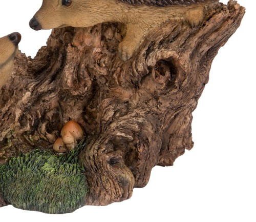 Playful Baby Hedgehogs Highly Detailed Garden Decoration - Picture 4 of 4