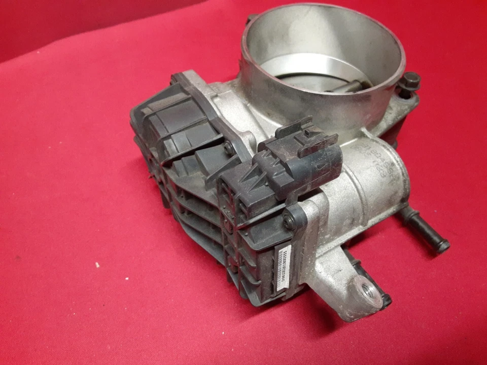 Kia 2011-2014 2010-2012 Hyundai Santa Fe 3,5 L V6 carrocería del acelerador 35100-3C700 Foto 3 de 4