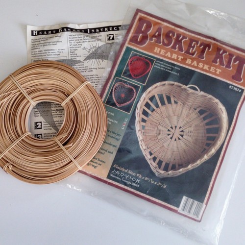 Jadvick Enterprises Heart Basket Weaving Kit 73024 Beginner DIY Reed Craft Kit