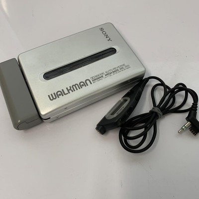 Sony Portable Cassette Player WALKMAN WM-EX600 Silver Operation