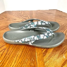 Crocs Womens Size 10 Flip Flop Sandals Kaydee II Olive/Gray Floral Seasonal