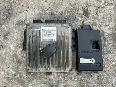 Renault Dacia 1.5 dCi K9K Motorsteuergerät Set ECU Delphi 8201002106 8201023847