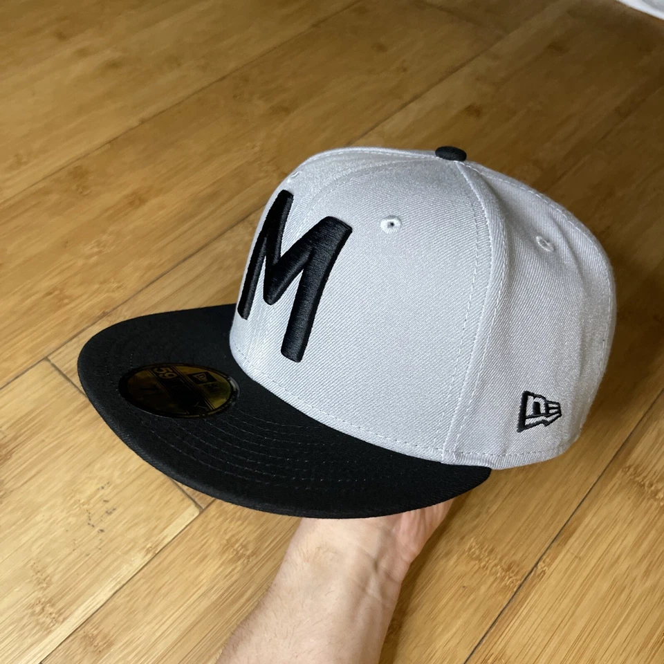 Gorra New Era 59FIFTY Montgomery Galletas Rickwood Liga Negra Equipada 7 3/8 MiLB Foto 2 de 4