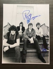 * THE GUESS WHO * signed 11x14 photo * RANDY BACHMAN & GARRY PETERSON *PROOF* 3