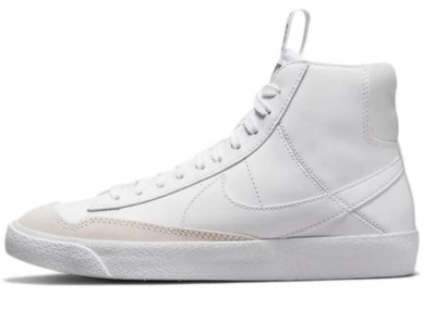 Nike Blazer Mid 77 GS Junioren Mädchen Jungen Damen Sneaker Weiß Größe. UK. 5,5