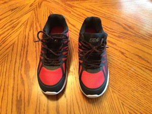 fila black and red sneakers