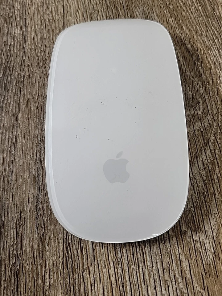 Apple Magic Bluetooth Wireless Mouse A1296 MB829LL/A White - Image 2 of 4