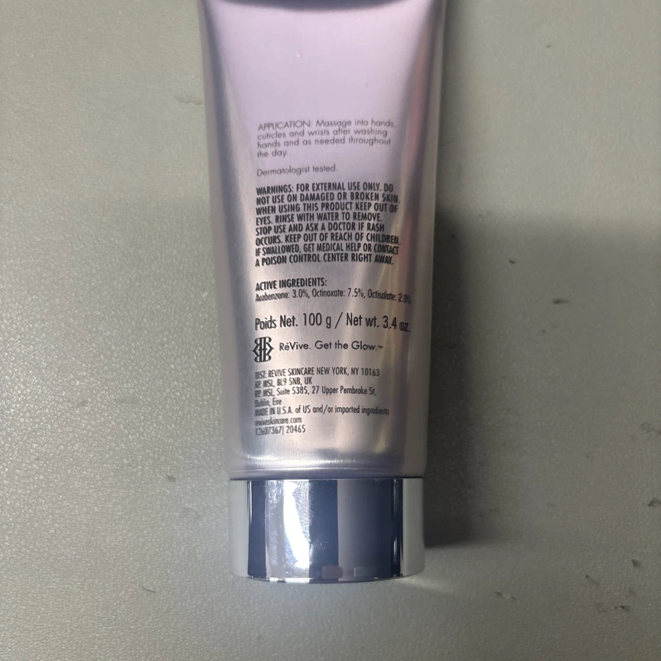 Creme Renovador de Mãos ReVive Fermitif FPS 15 100g/3.4oz SEM CAIXA Expira em 12/2025 - Imagem 2 de 4