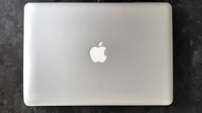 Apple MacBook Pro 13 Zoll (8GB RAM, 240GB HDD, Intel Core i5, 2,5 GHz) in OVP