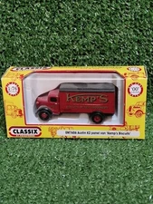 Classix Pocketbond EM7606, Austin K2 Panel Van KEMPS BISCUITS 1:76 scale BNIB 