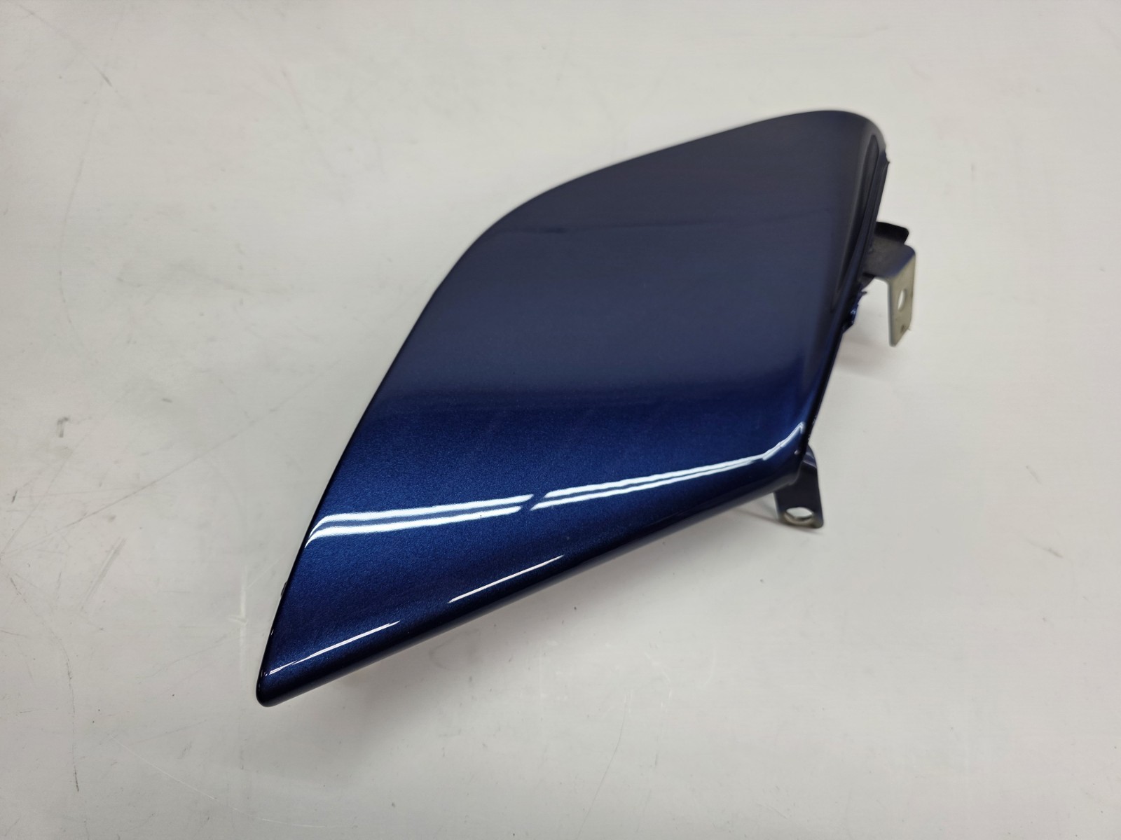 FERRARI 488 DRIVER LEFT SIDE QUARTER PANEL AIR SCOOP FLANK VENT OEM 86682400