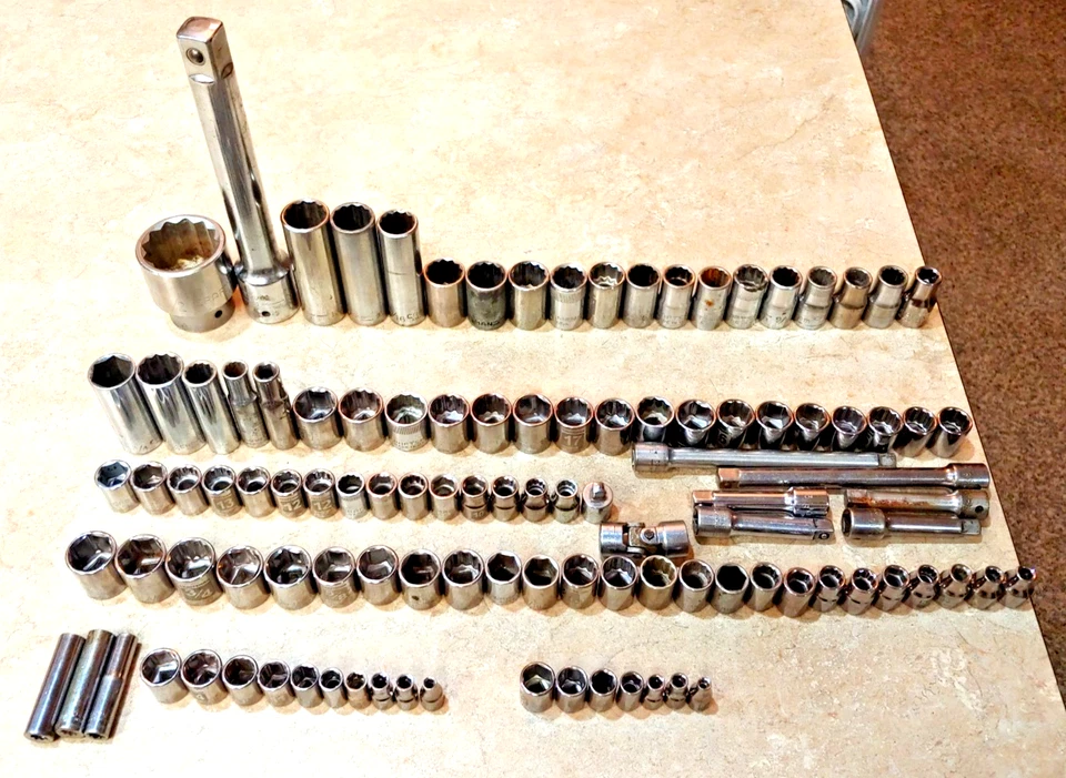 109 pcs. Craftsman Sockets/Ext Mixed 3/4"-1/2"-3/8"-1/4" dr Metric SAE  USA - Image 2 of 4