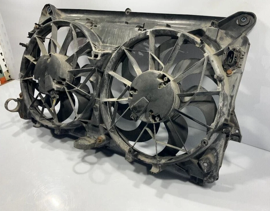 GMC Yukon Hybrid 2008 6,0 litros montaje de ventilador de radiador P/N 25805077 genuino OEM Foto 4 de 4