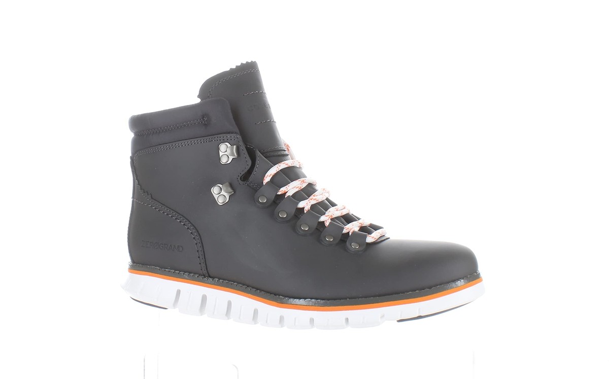 Cole Haan Men display picture 2