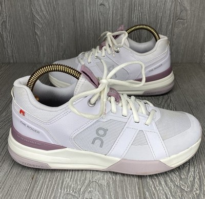 On Cloud Women s The Roger Clubhouse Pro Tennis Shoes Pickleball Size 6