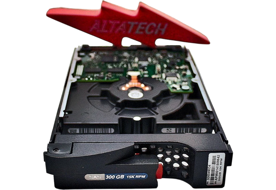 EMC 005049034 300GB 15K SAS 3.5 3G AX4-5 HDD Hard Disk Drive - Image 3 of 4