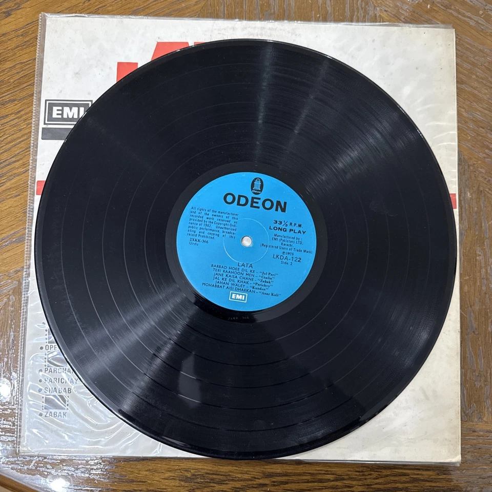 Lata Good Old Hits Hindi Record LP Vinyl Bollywood RARE Hindi EMI  - Image 4 of 4