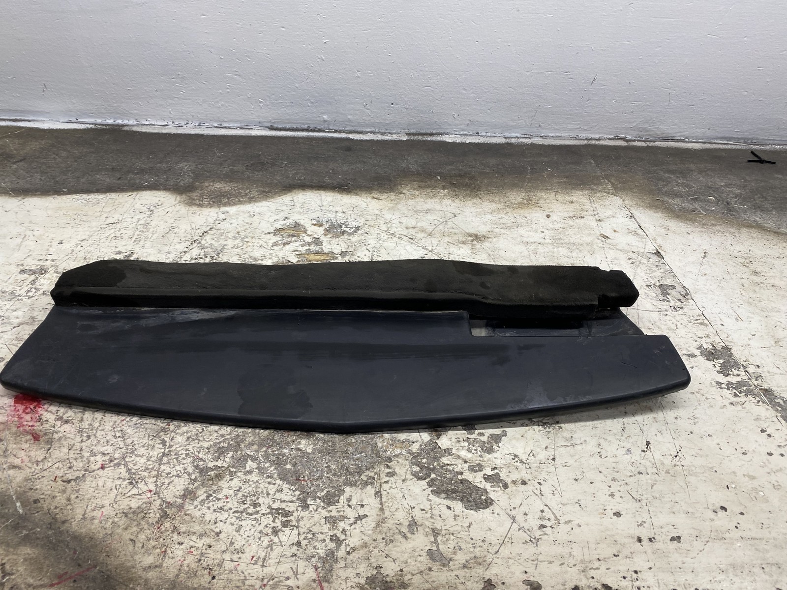2010-2020 BENTLEY MULSANNE OEM FRONT LOWER BUMPER SHIELD GUARD PANEL 340121674