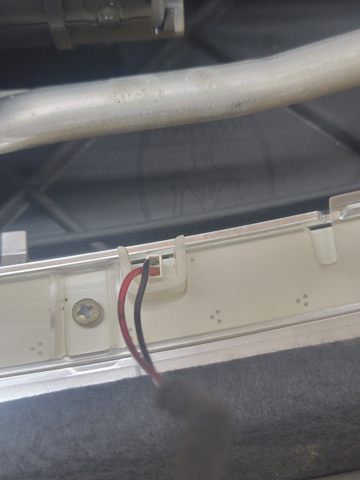 2014 - 2017 MASERATI GHIBLI S Q4 REAR PARCEL SHELF TRIM UNDER WINDOW PANEL OEM