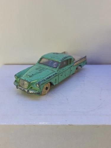 1957 Dinky Toys Studebaker Golden Hawk #169 Vintage Diecast Toy Car, England