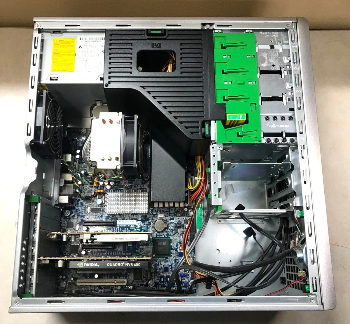 HP Z400 Workstation PC Xeon W3520 @ 2.67GHz 6GB RAM Quadro NVS 450
