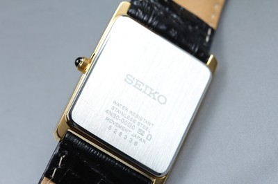 Near MINT w/BOX] SEIKO 4N30-00G0 28mm White Dial Gold Tank Quartz