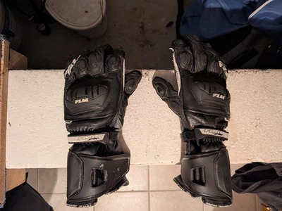 Lederhandschuhe Motorrad lang - Gr. 9,5 - FLM - schwarz/weiß - gepflegt - Bild 1 von 4