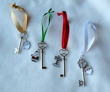 SILVER SANTAS MAGIC KEY - for houses without ...