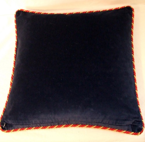 Peterhouse Cambridge College Cushion Cover Needlepoint Tapestry Handmade - Picture 2 of 2