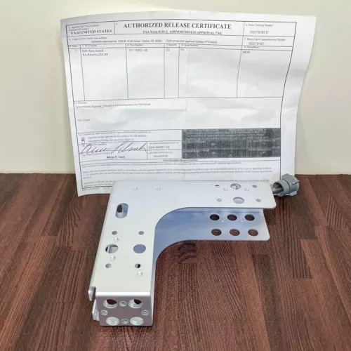New Garmin GDL 88 84 Rack Tray w/ 8130 PN 011-02621-00