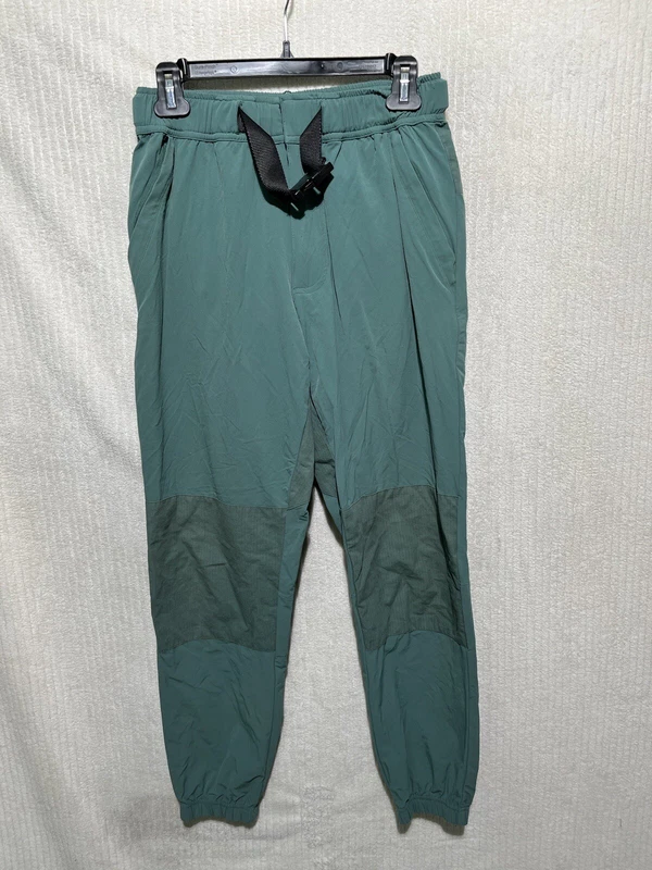 alo-yoga joggers sweats workout gym pants
