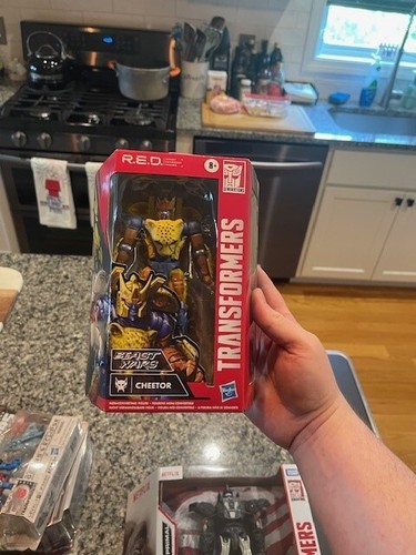 Transformers Action Figure - NIB or NOC - You Select the Figure You Want - Picture 8 of 19