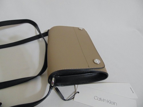 Magasin Sac bandoulière en cuir Calvin Klein Susan Saffiano YP904 168 $