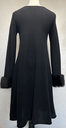 AUTUMN 100% Cashmere Sweater Dress Faux Fur Cuffs Sz S Black Knee Length - Picture 7 of 10