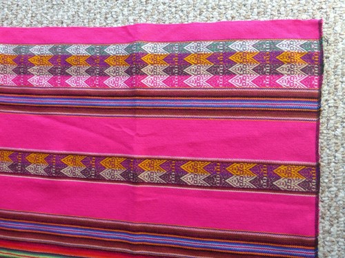 Tela Rosa Peruana Con Diseños Multicolores - Mantel - Alfombra - Manta - Imagen 4 de 6