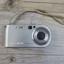 Sony Cyber-shot DSC-P200 7.2MP Digital Camera No Battery No Charger Untested