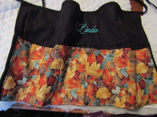 Fall Autumn Leaves Apron Waitress Apron Name Free Diner Lady Pizazz - Picture 2 of 4